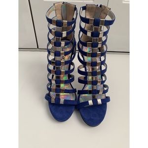 Cute blue Suede Heels